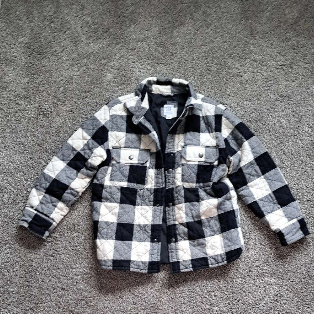 GAP Black & White Quilted Plaid Puffer Jacket